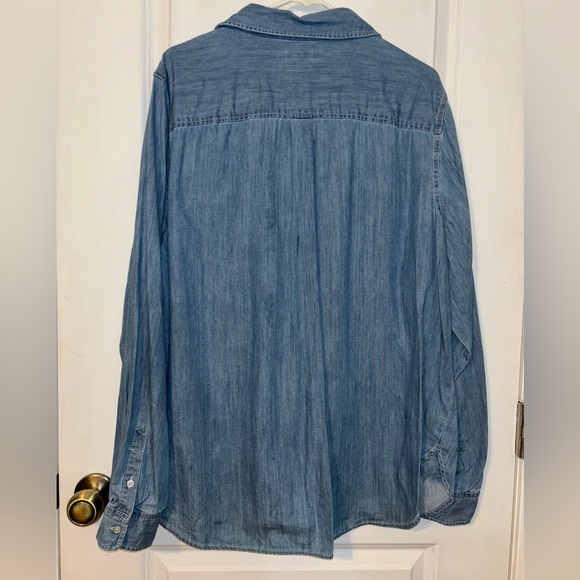 Westbound 2X Denim long sleeve shirt. Great condition, plus size - Picture 2 of 5
